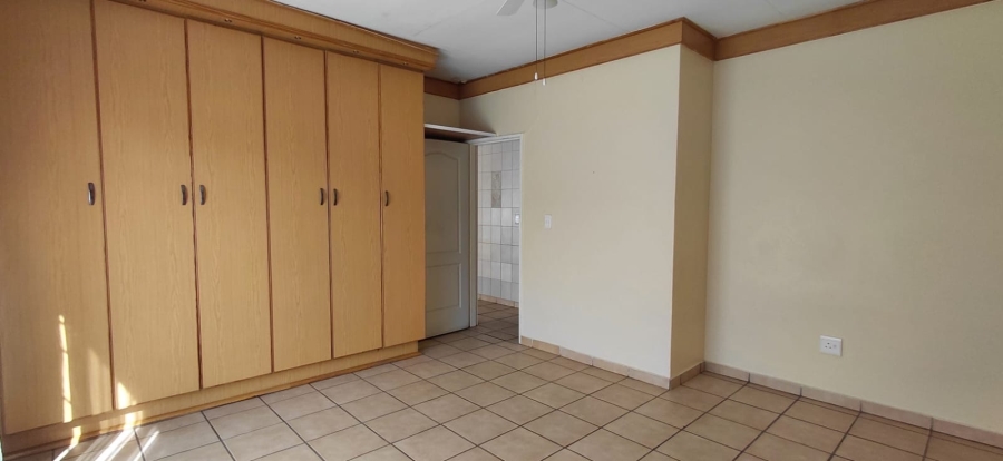 2 Bedroom Property for Sale in Wilkoppies North West